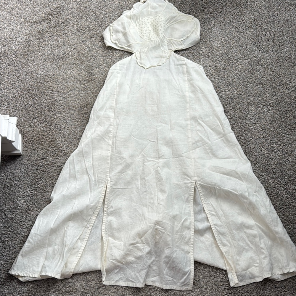 FARM Rio Cream Ruffle-Trim Midi Dress - Picture 2 of 2